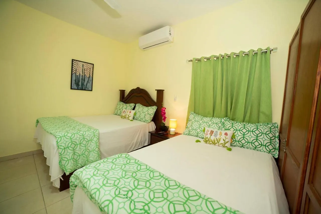 Hostel Hotel Enrique I Gazcue, Bed And Breakfast Santo Domingo