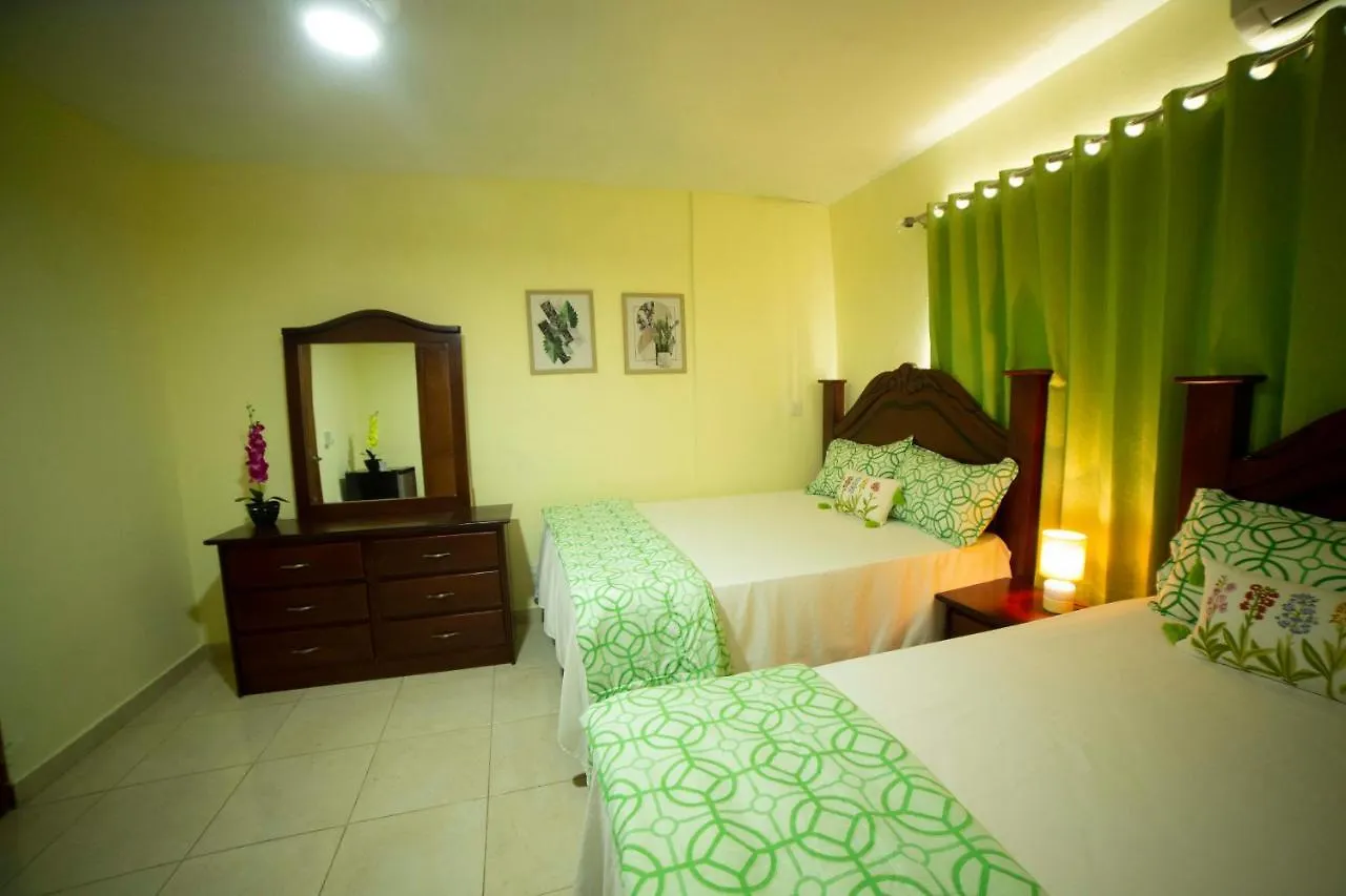 Hotel Enrique I Gazcue, Bed And Breakfast Santo Domingo Repubblica Dominicana