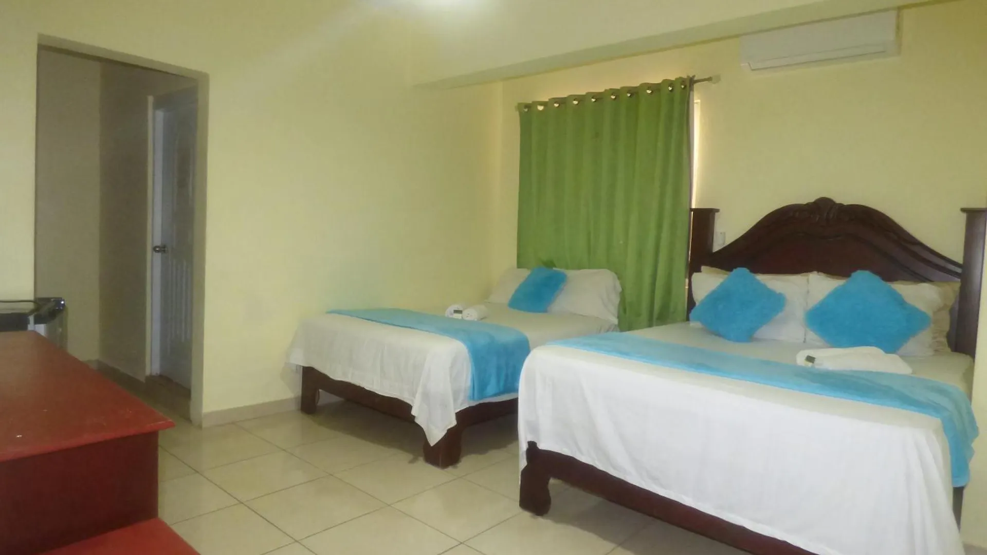 Hotel Enrique I Gazcue, Bed And Breakfast Santo Domingo