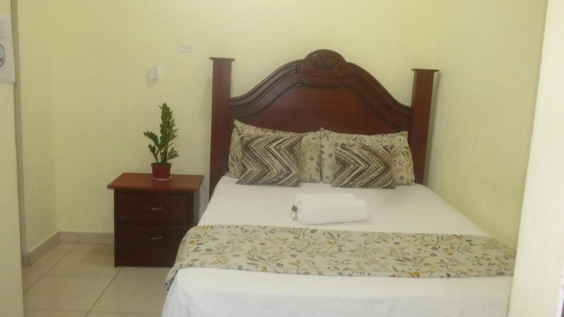 Hotel Enrique I Gazcue, Bed And Breakfast Santo Domingo Ostello